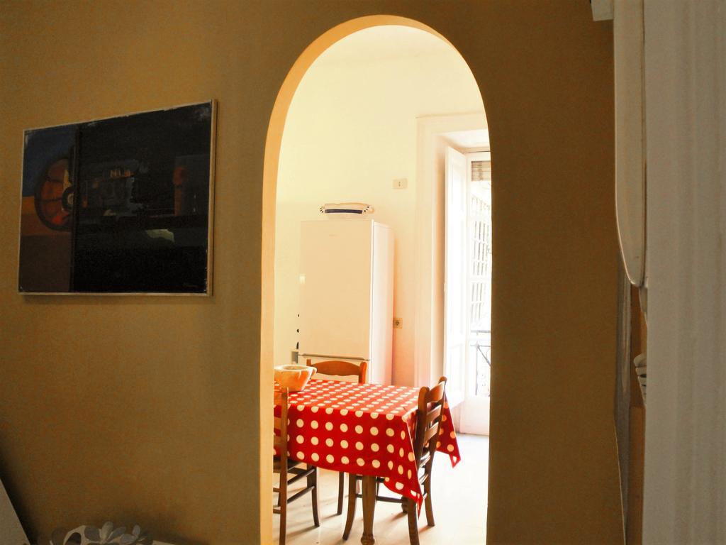 Garibaldi Holiday House Napels Buitenkant foto