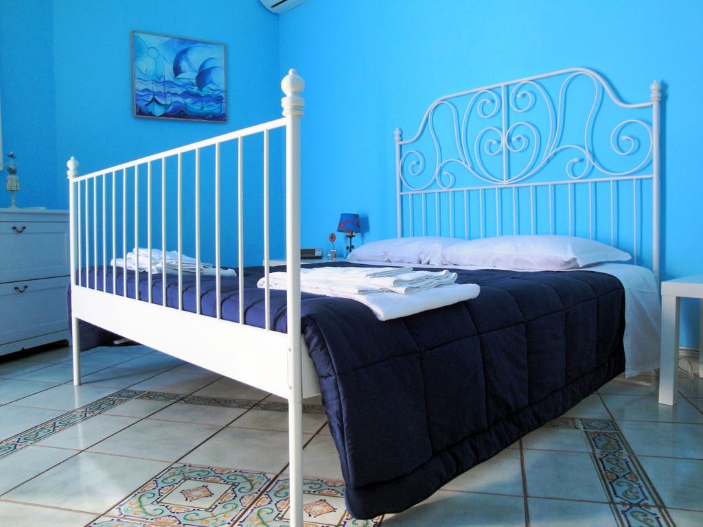 Garibaldi Holiday House Napels Buitenkant foto
